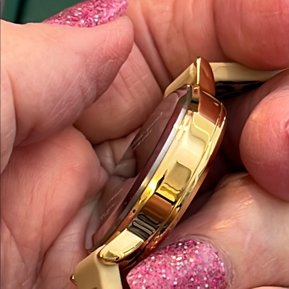 Kate Spade Watch w/ Gold Tone Case & Leather Leopard Print Band - Picture 6 of 11